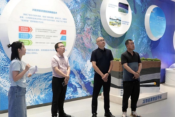 索求创新模式 激活县域经济发展新动能